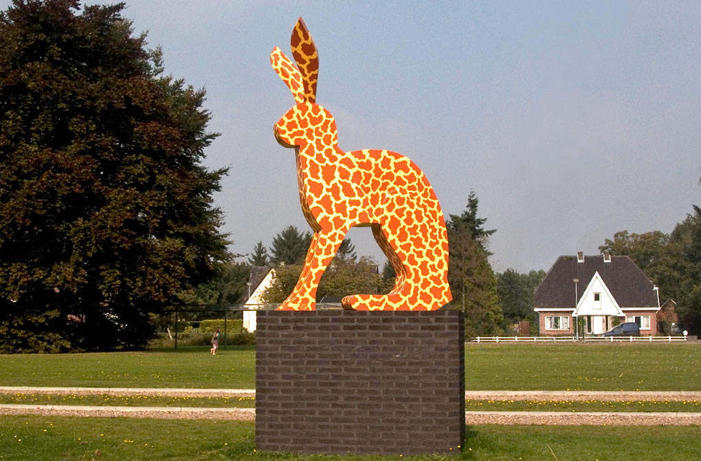 This a giraf, dit is een giraf op de sportvelden van Beerse
